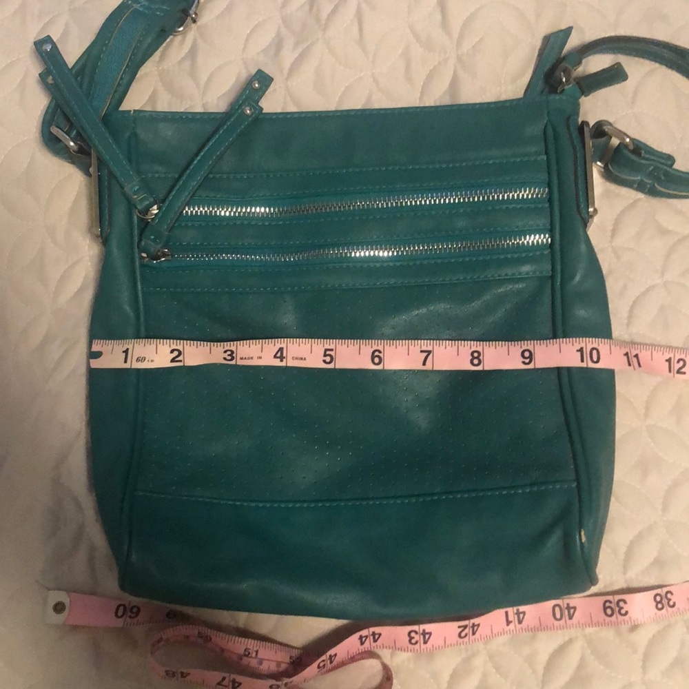 Cross Body Bag - Picture 6 of 6